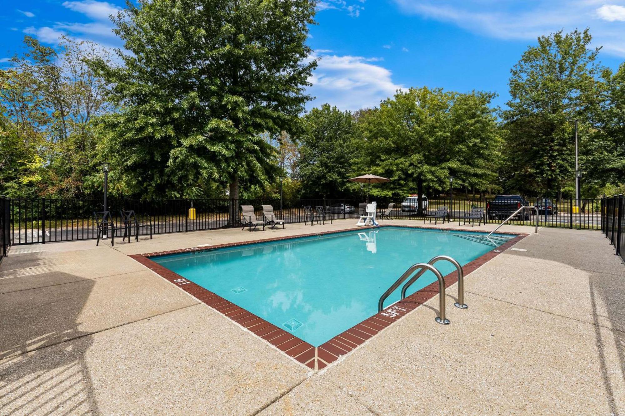 Clarion Pointe Franklin - Nashville Area Exterior photo